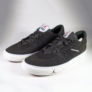 Jordan Series ES DN1856-206 Men's Size 9.5 Dark Chocolate/Sail